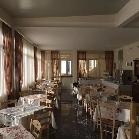 Hotel Verdesolemare