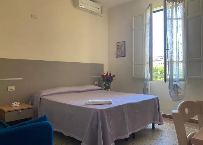 Verdesolemare マリーナ・ディ・ピエトラサンタ