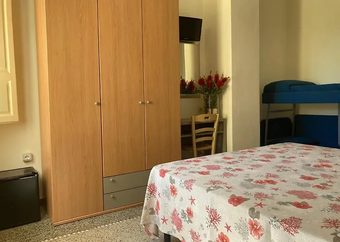 Verdesolemare マリーナ・ディ・ピエトラサンタ