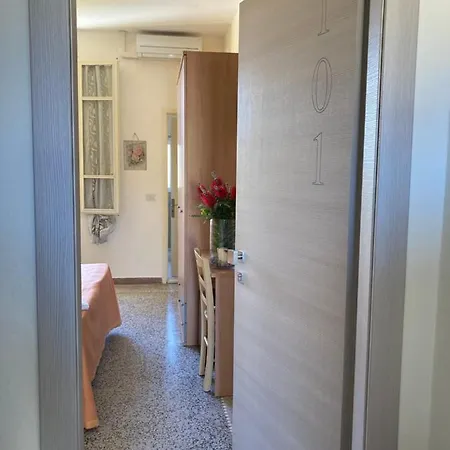 Hotel Verdesolemare 3*