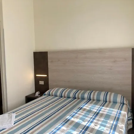 Hotel Verdesolemare 3*