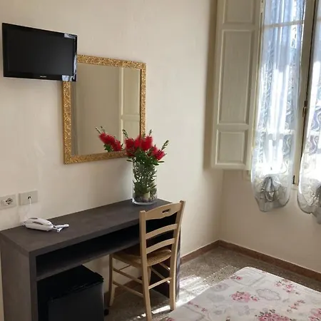 Hotel Verdesolemare