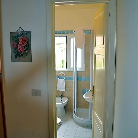 Verdesolemare مارينا دي بييتراسانْت