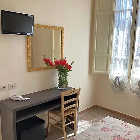 Verdesolemare 3* مارينا دي بييتراسانْت