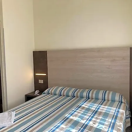 Verdesolemare مارينا دي بييتراسانْت