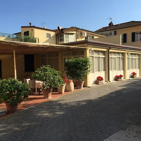 Отель Verdesolemare 3*