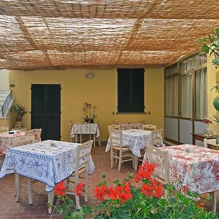 Verdesolemare 3* Marina di Pietrasanta