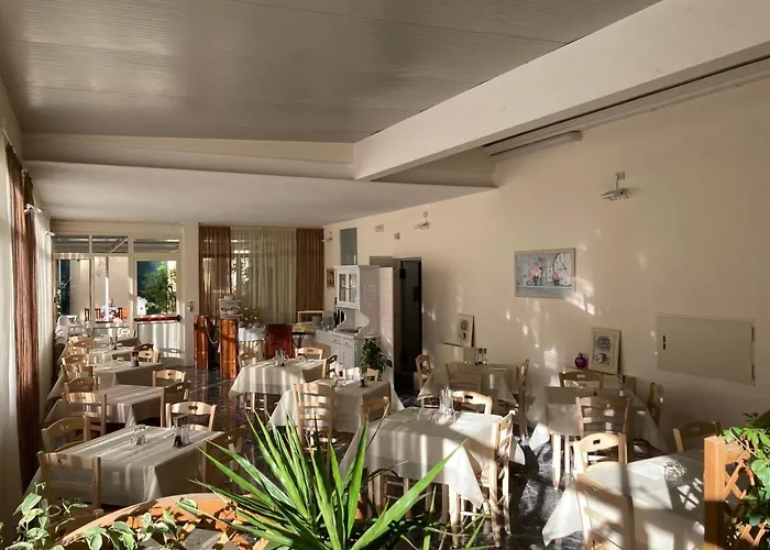 Hotel Verdesolemare 3*